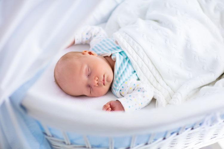 11  Proven Tips For Newborn To Sleep In Bassinet